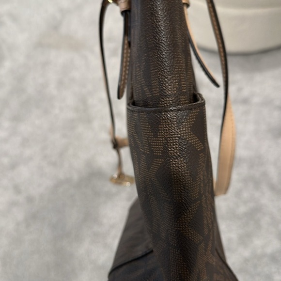 MICHAEL Michael Kors Brown Signature Coated Leather Jet Set East West Tote - Picture 9 of 9